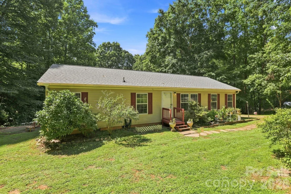 175 Riverfield Drive Statesville, NC 28625