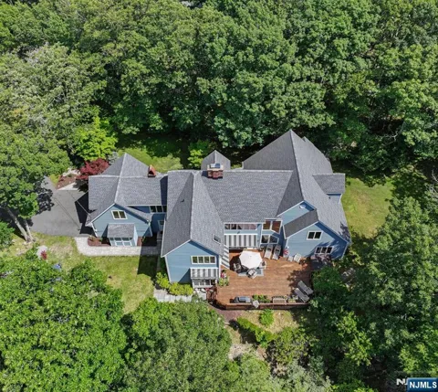 738 Ridge Road