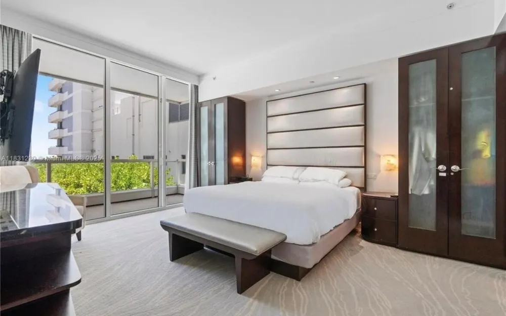 4391 Collins Avenue #623 Miami Beach, FL 33140