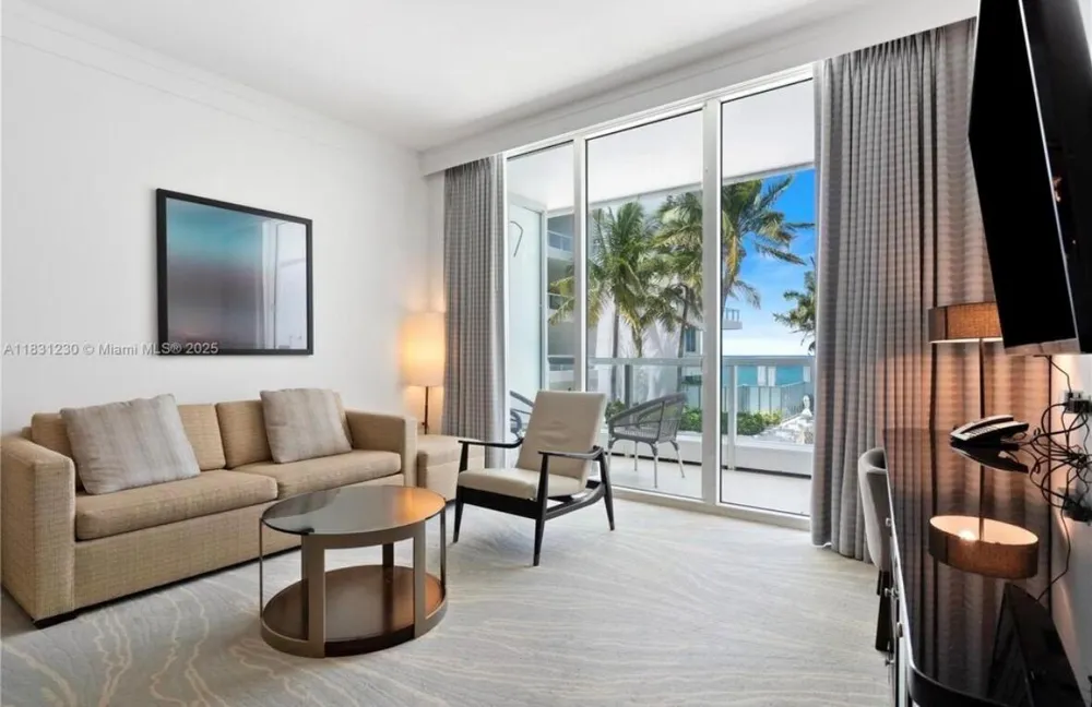 4391 Collins Avenue #623 Miami Beach, FL 33140