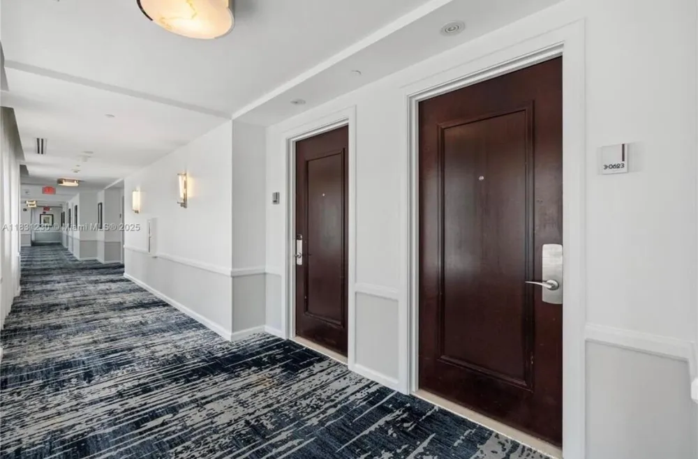 4391 Collins Avenue #623 Miami Beach, FL 33140