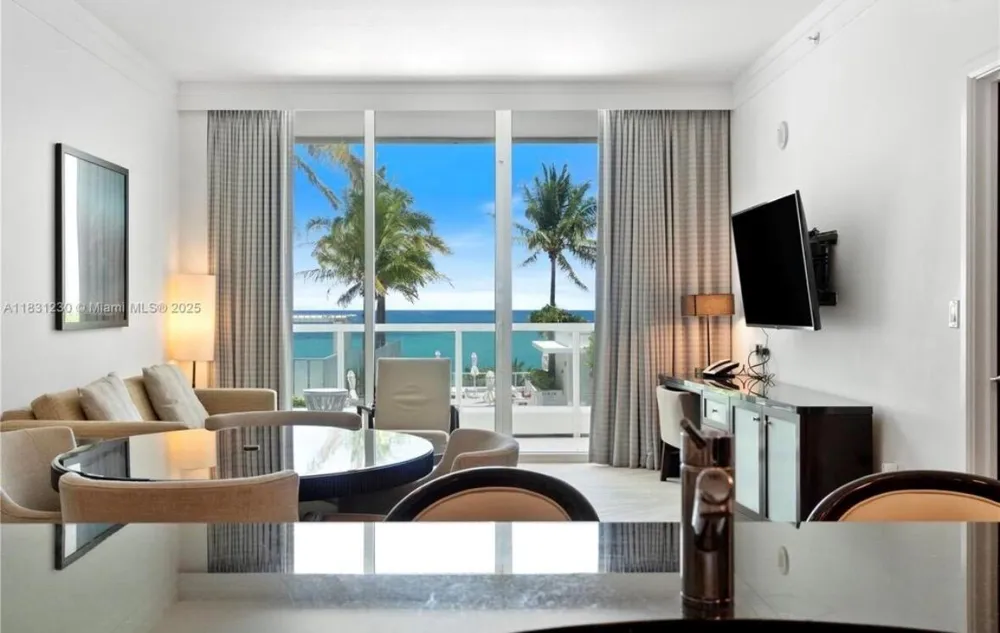 4391 Collins Avenue #623 Miami Beach, FL 33140