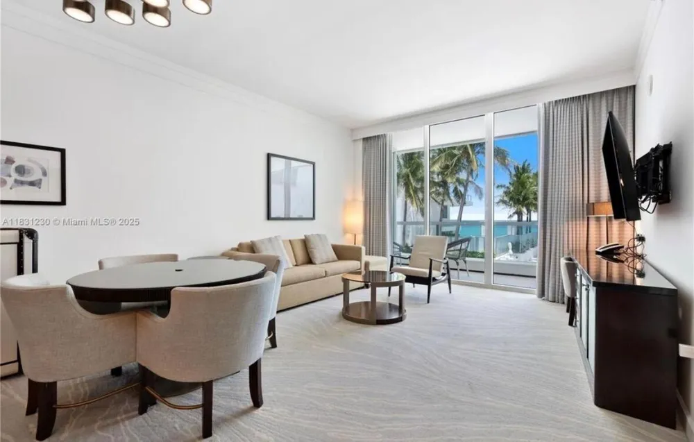 4391 Collins Avenue #623 Miami Beach, FL 33140