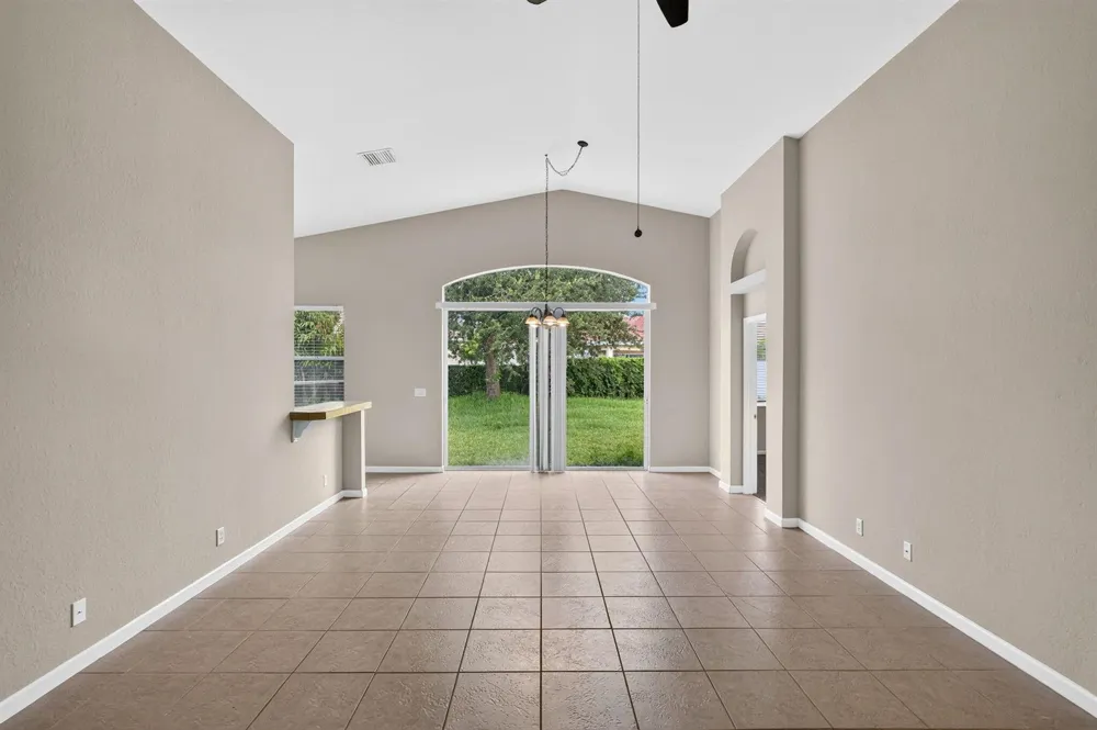6305 SPRING LAKE TERRACE Fort Pierce, FL 34951