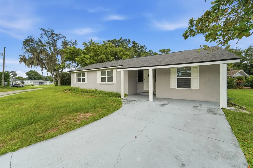259 COLOMBA ROAD Debary, FL 32713