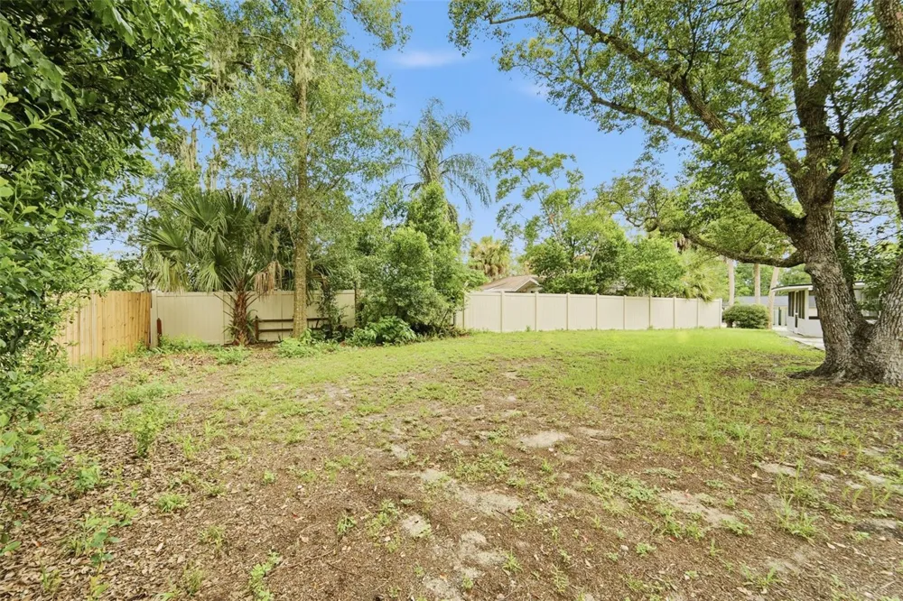 259 COLOMBA ROAD Debary, FL 32713