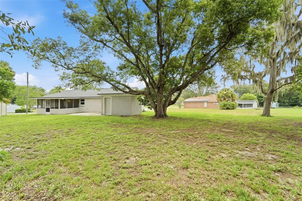 259 COLOMBA ROAD Debary, FL 32713