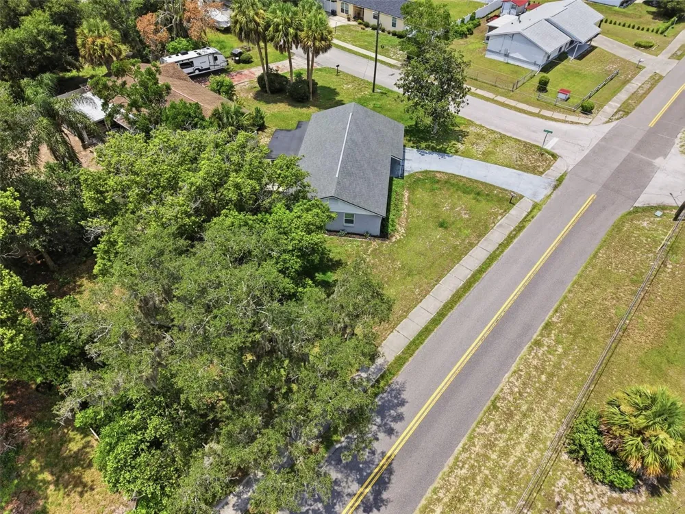 259 COLOMBA ROAD Debary, FL 32713