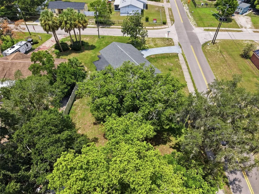 259 COLOMBA ROAD Debary, FL 32713