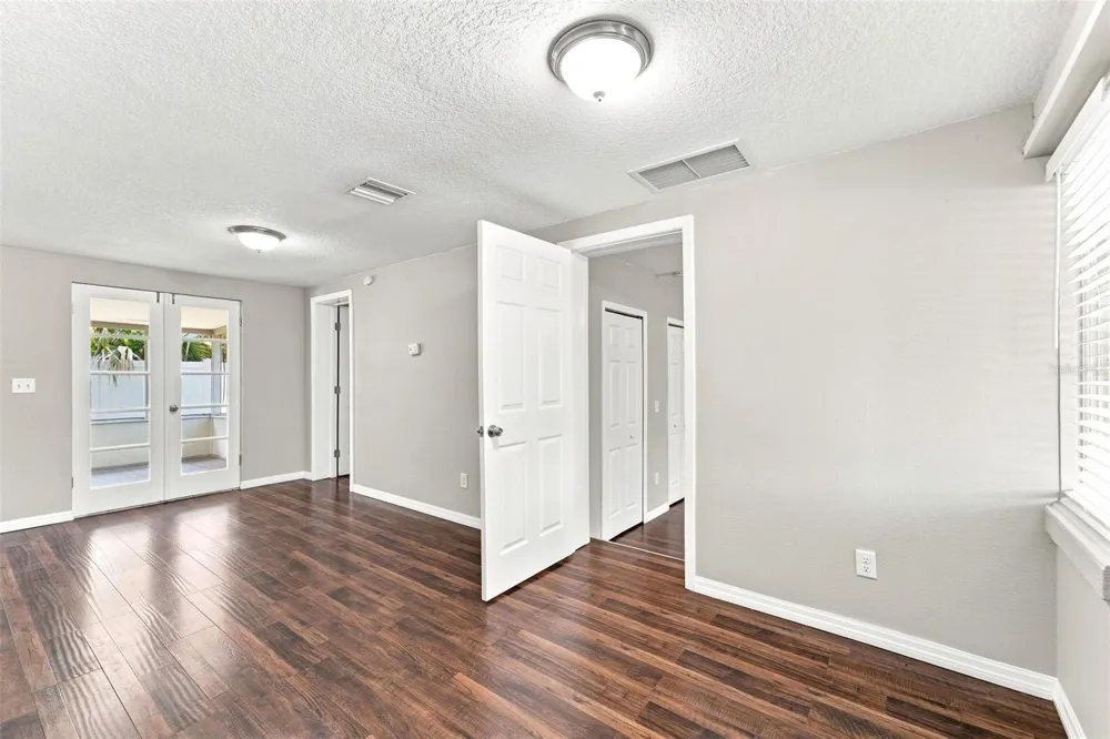 259 COLOMBA ROAD Debary, FL 32713