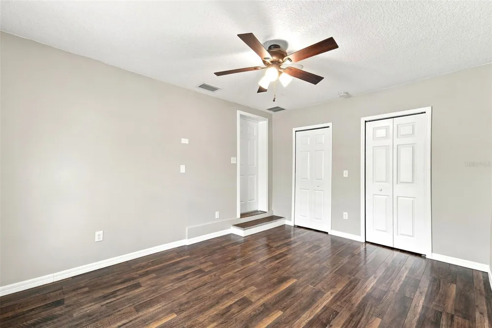 259 COLOMBA ROAD Debary, FL 32713