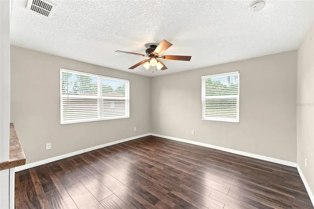 259 COLOMBA ROAD Debary, FL 32713