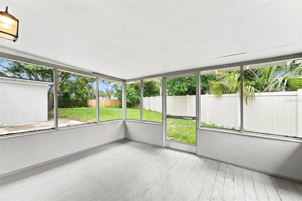 259 COLOMBA ROAD Debary, FL 32713