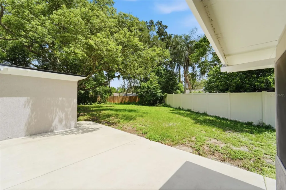 259 COLOMBA ROAD Debary, FL 32713
