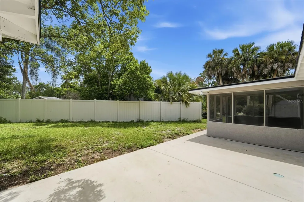 259 COLOMBA ROAD Debary, FL 32713