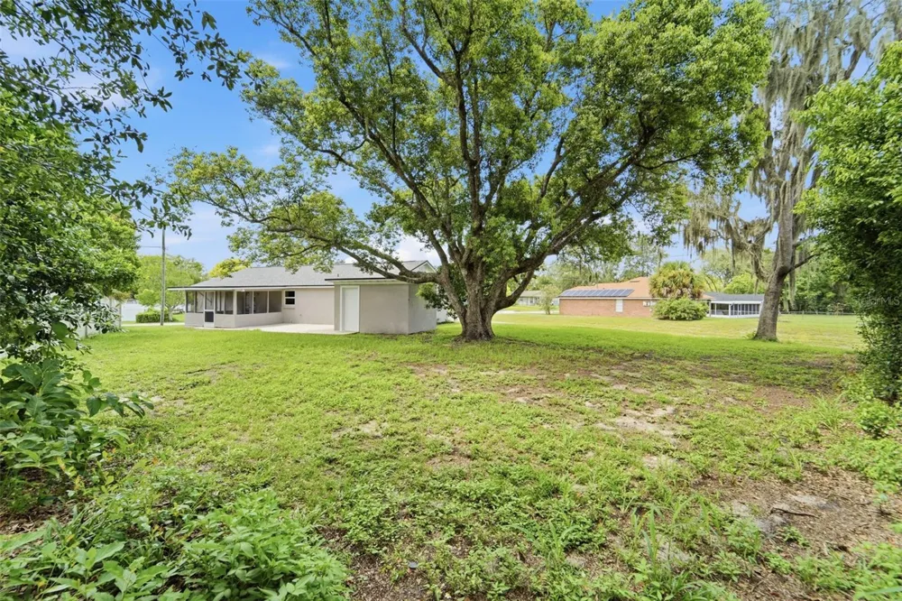 259 COLOMBA ROAD Debary, FL 32713