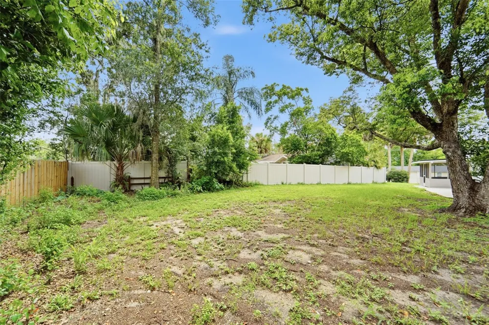 259 COLOMBA ROAD Debary, FL 32713