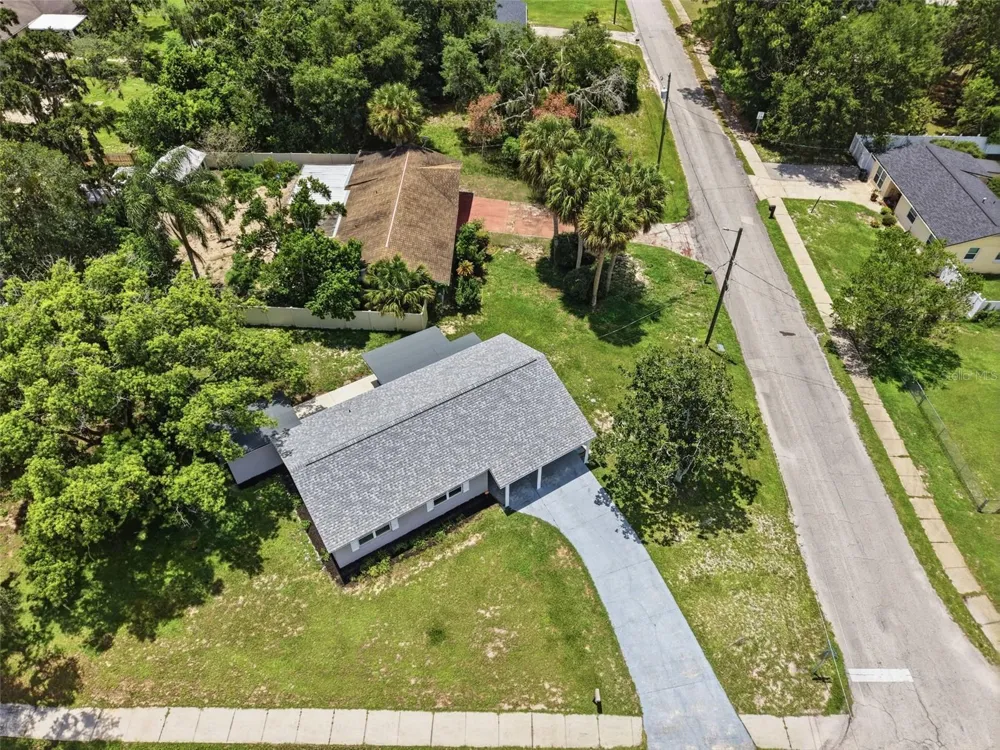 259 COLOMBA ROAD Debary, FL 32713