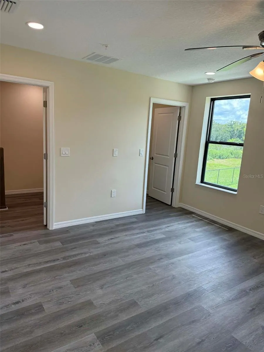 4346 CAMBIO GARDENS COURT Tampa, FL 33610