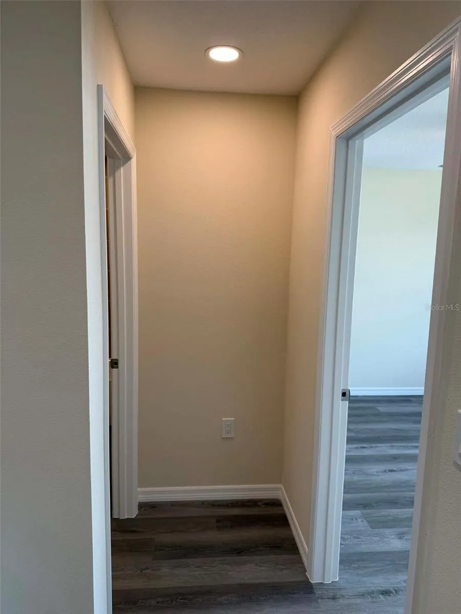 4346 CAMBIO GARDENS COURT Tampa, FL 33610