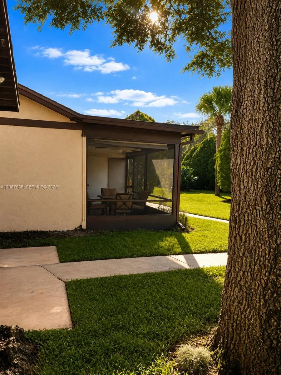 4633 Vilabella DR #4633 Sebring, FL 33872