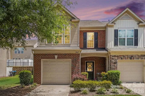 2447 Diplomat Lane