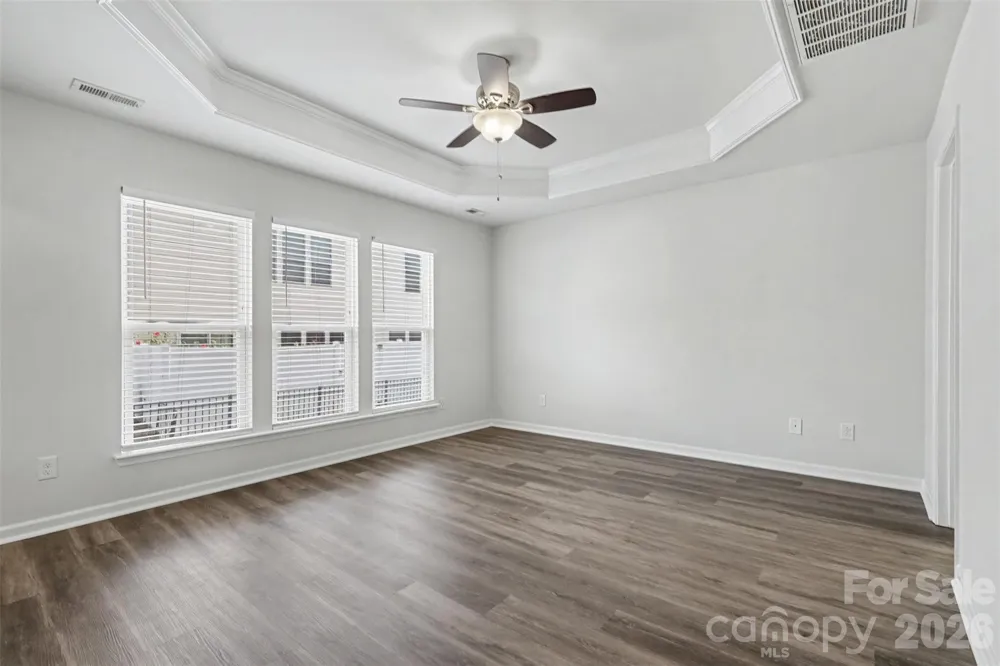 2447 Diplomat Lane Charlotte, NC 28210