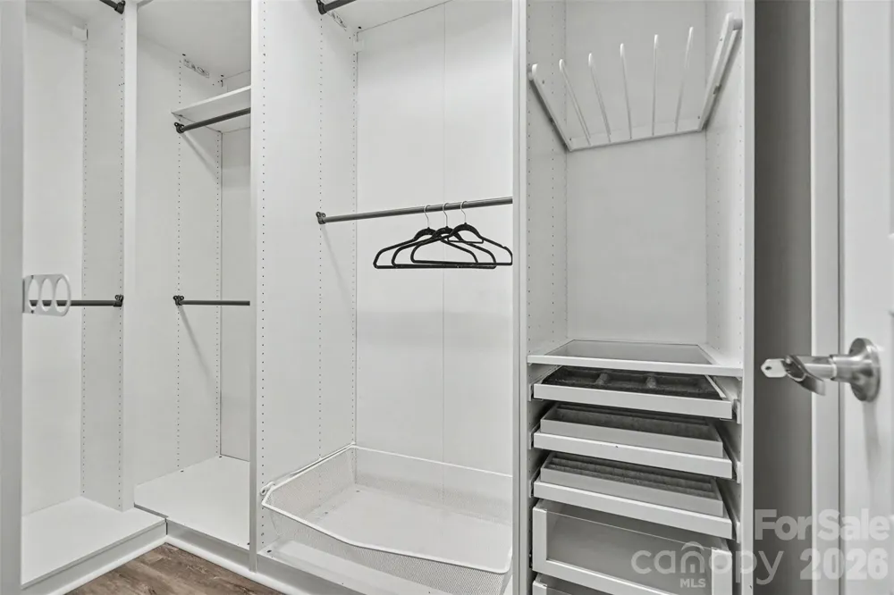 2447 Diplomat Lane Charlotte, NC 28210