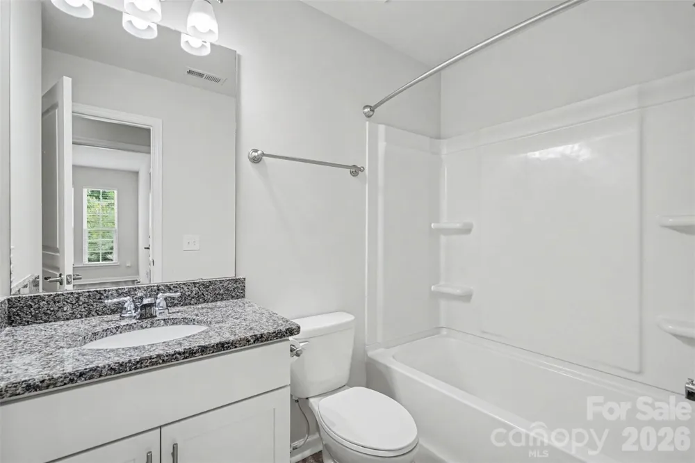 2447 Diplomat Lane Charlotte, NC 28210