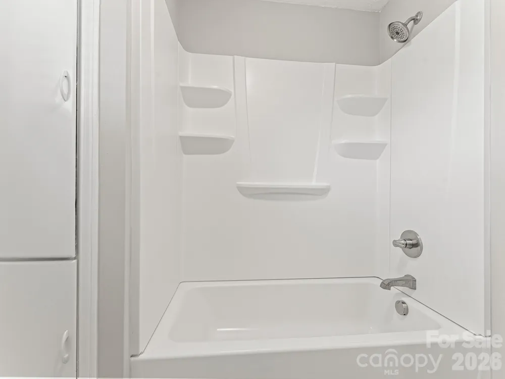 12 Baker Road Asheville, NC 28806