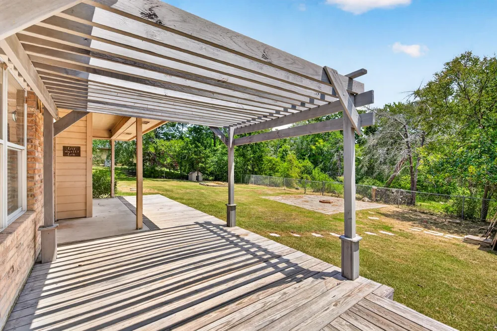 6826 Bendwood College Station, TX 77845