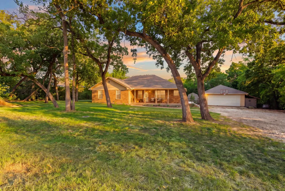 6826 Bendwood College Station, TX 77845