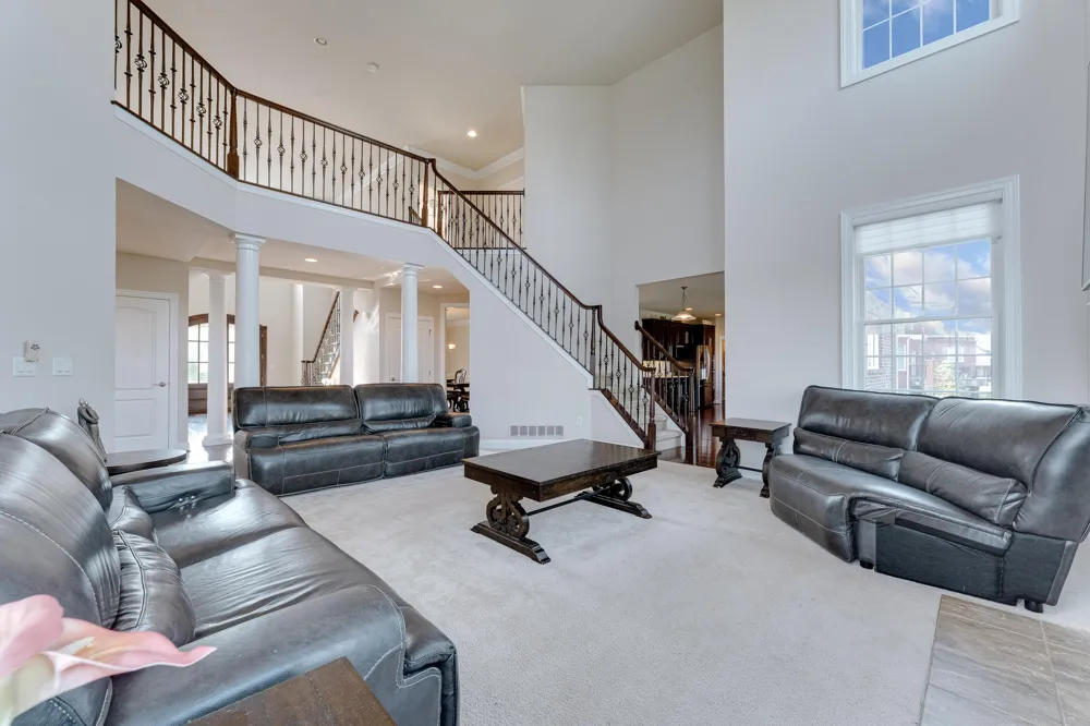 17486 Crestbrook Drive Northville, MI 48168