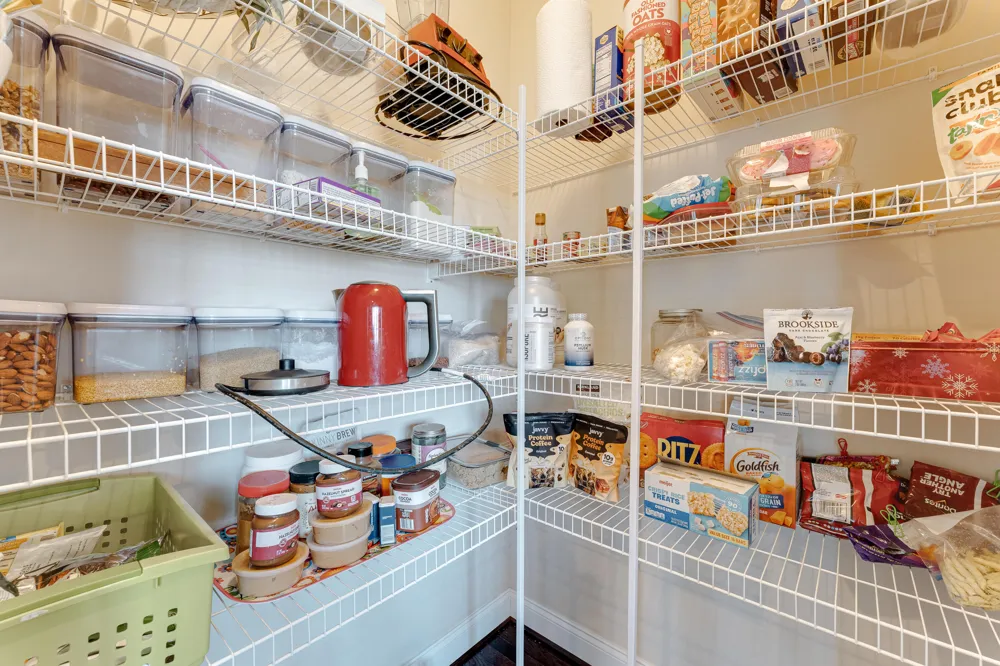 17486 Crestbrook Drive Northville, MI 48168