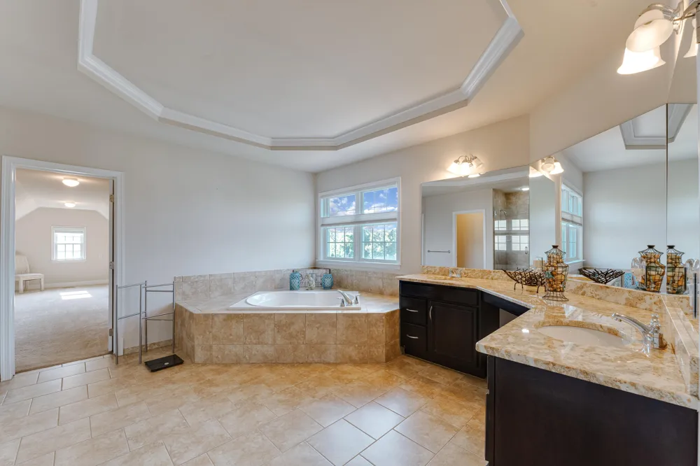 17486 Crestbrook Drive Northville, MI 48168