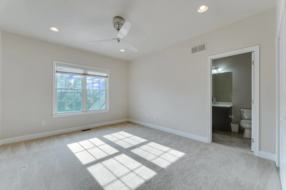 17486 Crestbrook Drive Northville, MI 48168