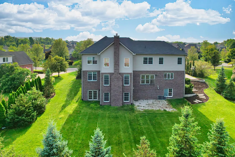 17486 Crestbrook Drive Northville, MI 48168