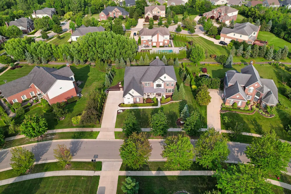 17486 Crestbrook Drive Northville, MI 48168