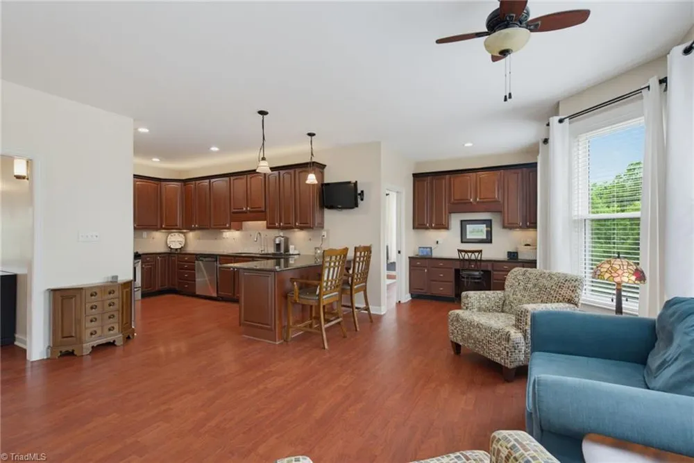 1819 Merritt Trail Burlington, NC 27217