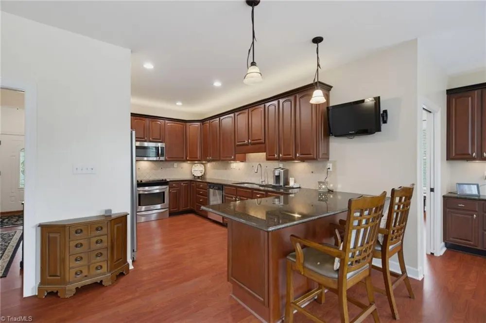 1819 Merritt Trail Burlington, NC 27217