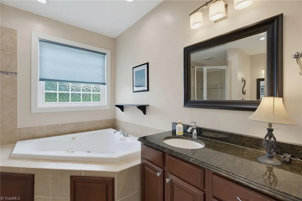 1819 Merritt Trail Burlington, NC 27217
