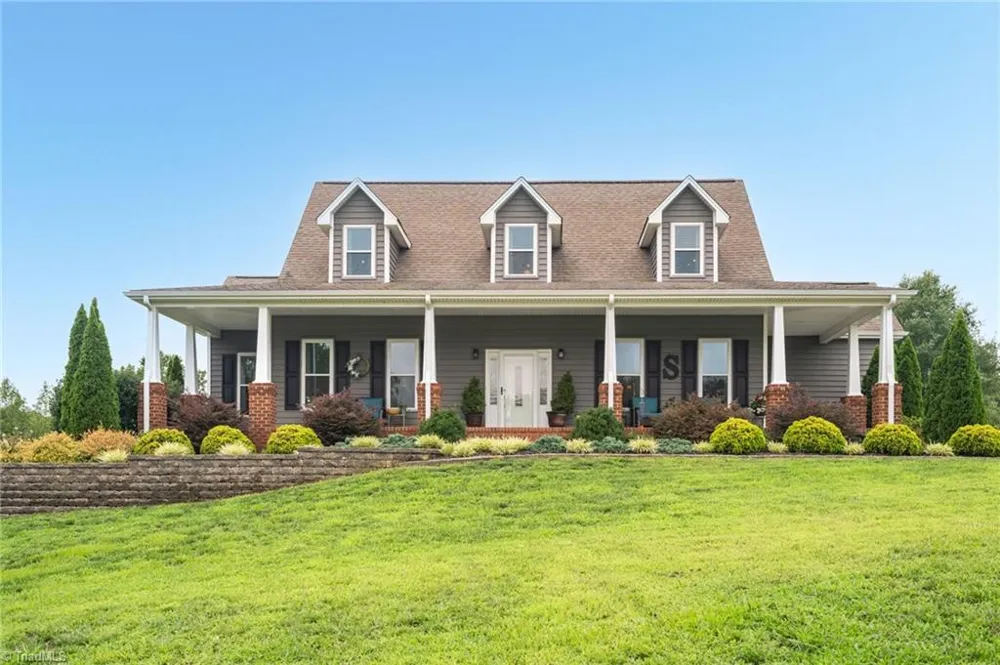 1819 Merritt Trail Burlington, NC 27217