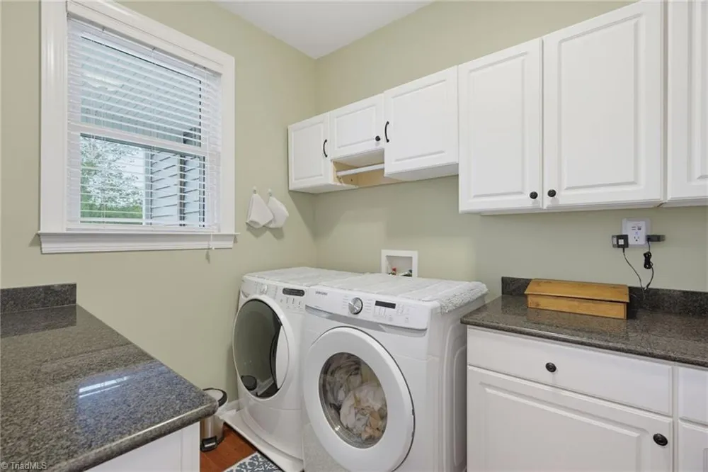 1819 Merritt Trail Burlington, NC 27217