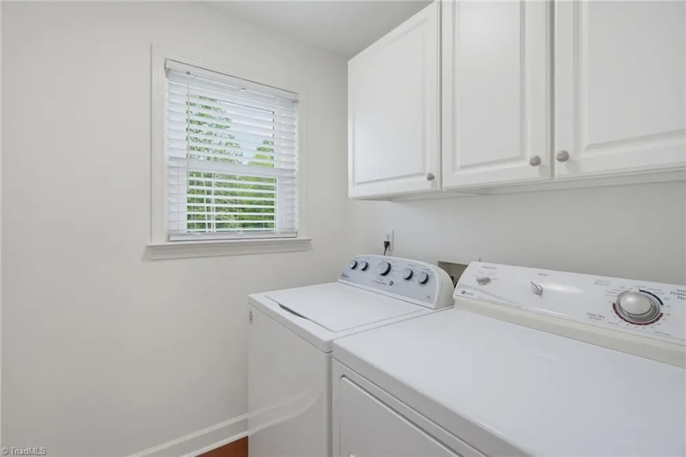 1819 Merritt Trail Burlington, NC 27217