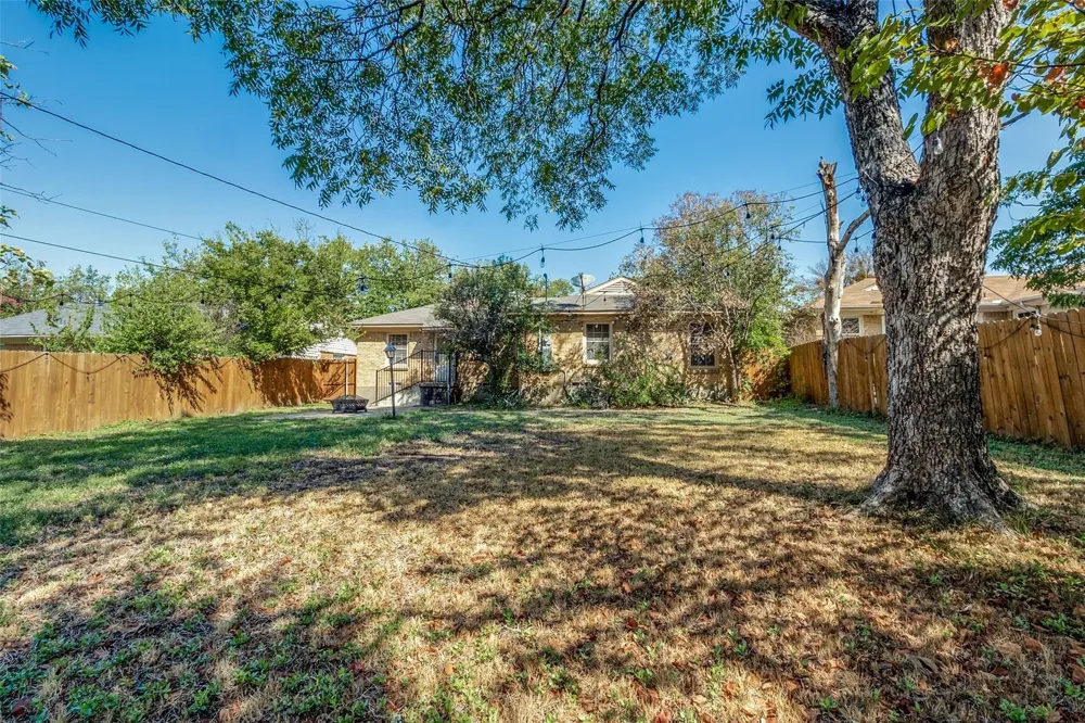 3732 Seguin Drive Dallas, TX 75220