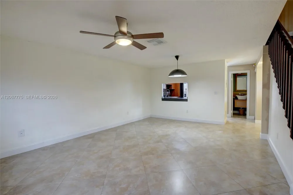 9874 Hammocks Blvd #108-49 Miami, FL 33196