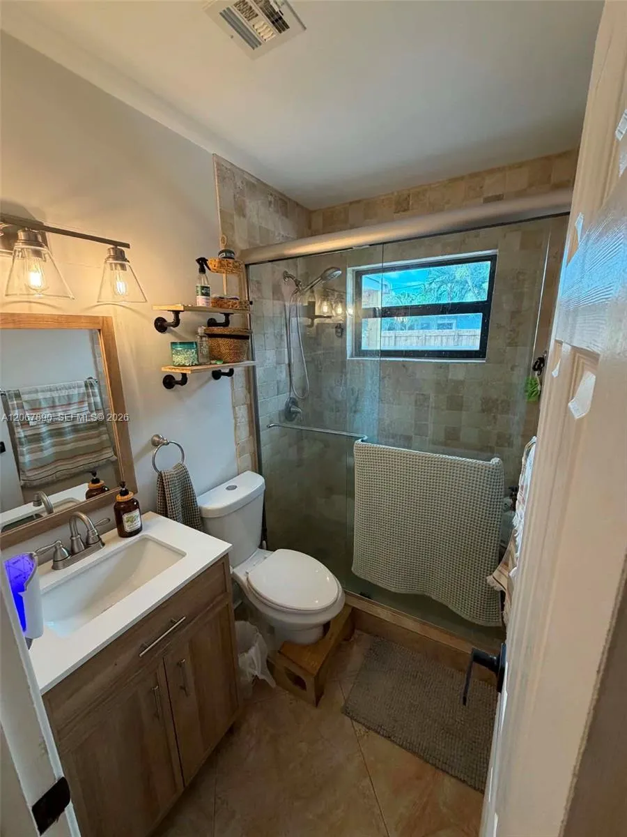 401 SE 3rd Pl Deerfield Beach, FL 33441