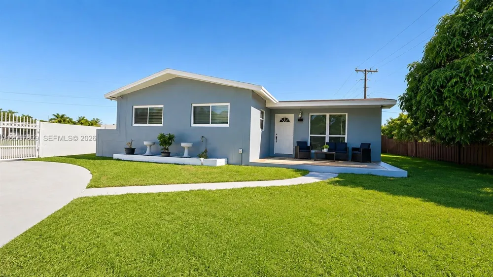 12400 SW 184th St Miami, FL 33177