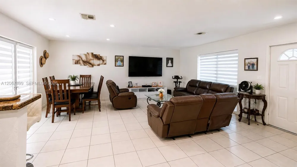 12400 SW 184th St Miami, FL 33177