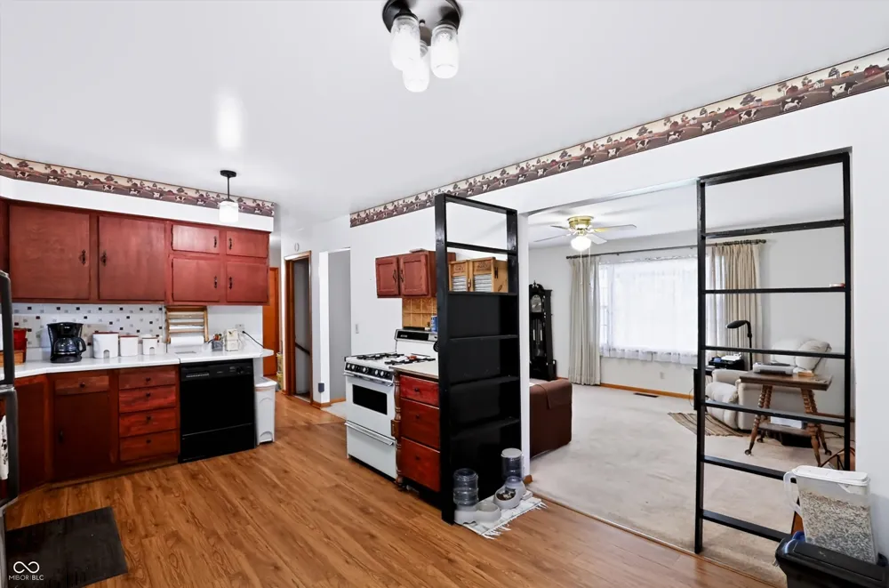 10328 W 100 Kokomo, IN 46901